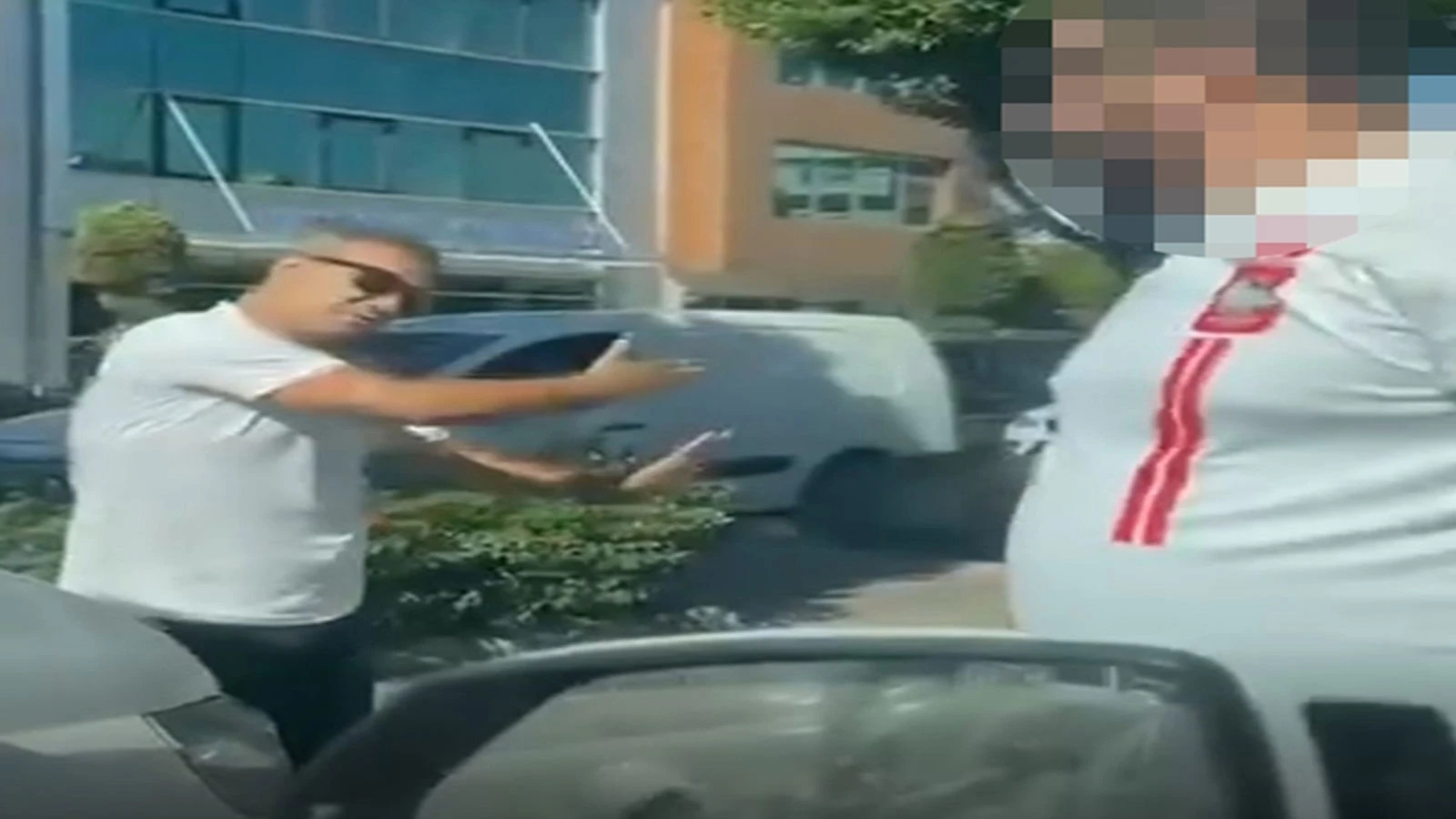 Antalya'da safari aracının sürücüsü Ukraynalı sürücüye kabusu yaşattı