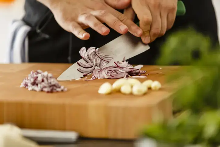Körelen Bıçakları Yeni Alınmış Gibi Yapıyor! Mutfakta Zamandan Kazandırıyor, Cep Yakmıyor
