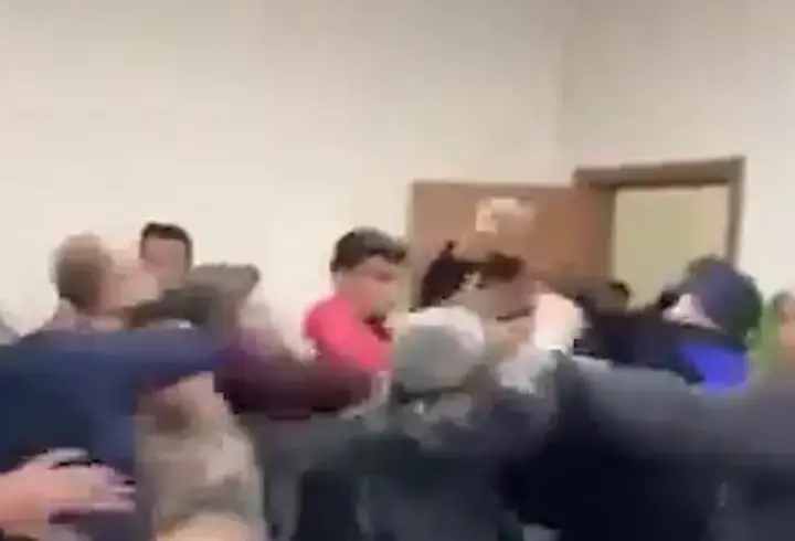Ceylapınar Belediyesi’nde tekmeli- yumruklu kavga: 6 yaralı