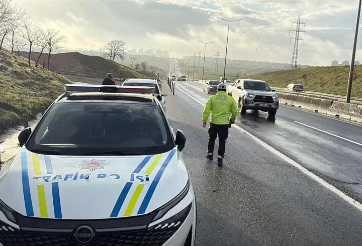  Çorlu'da 4 aracın karıştığı zincirleme kaza