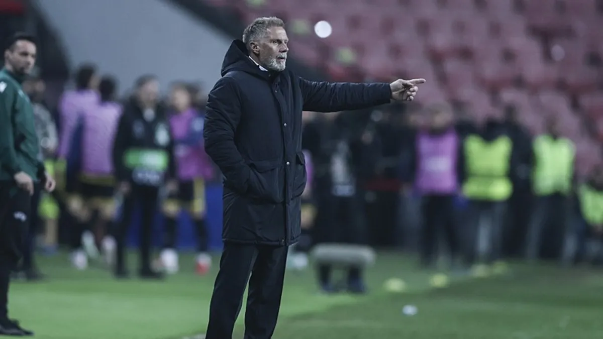 Thorsten Fink: İkinci maç var, futbolda her şey mümkün
