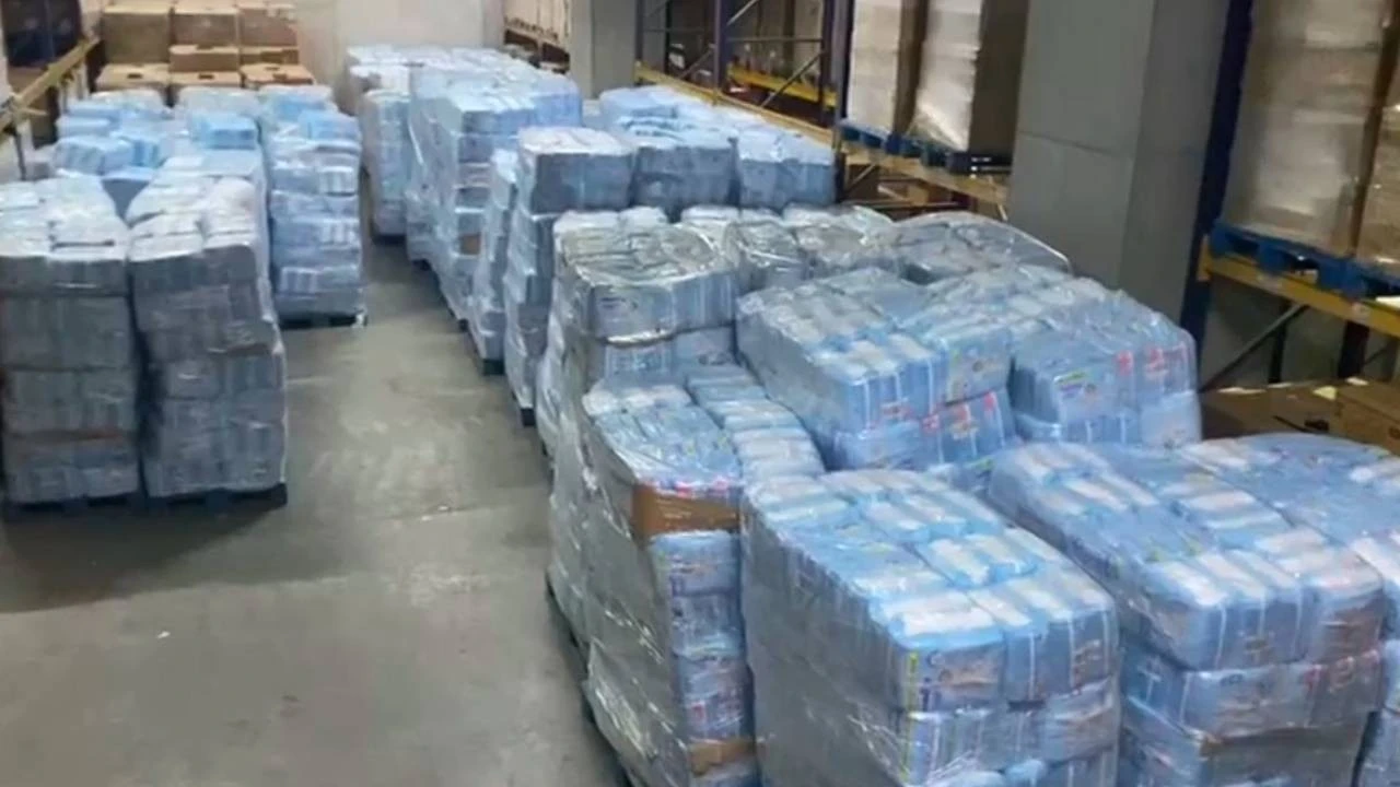 Rusya’ya satılan 55 bin dolar değerindeki bebek bezleri Beylikdüzü’nden çıktı!
