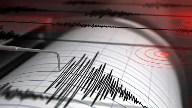 Romanya'nın Başkenti Bükreş'te Korkutan Deprem