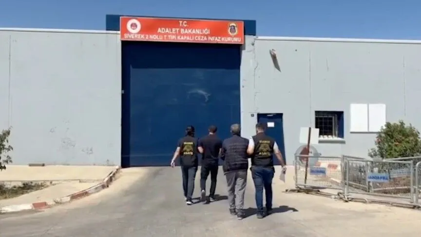 Ülke Genelinde Düzenlenen "Aranan Şahıslar Uygulamasında" 912 Kişi Yakalandı