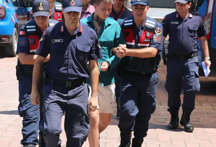 Rusların cinayetle biten kavgasında 2 şüpheli adliyede