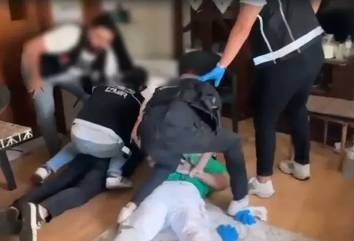 İzmir'de 1 ayda uyuşturucu ticareti yapan 130 şüpheli tutuklandı