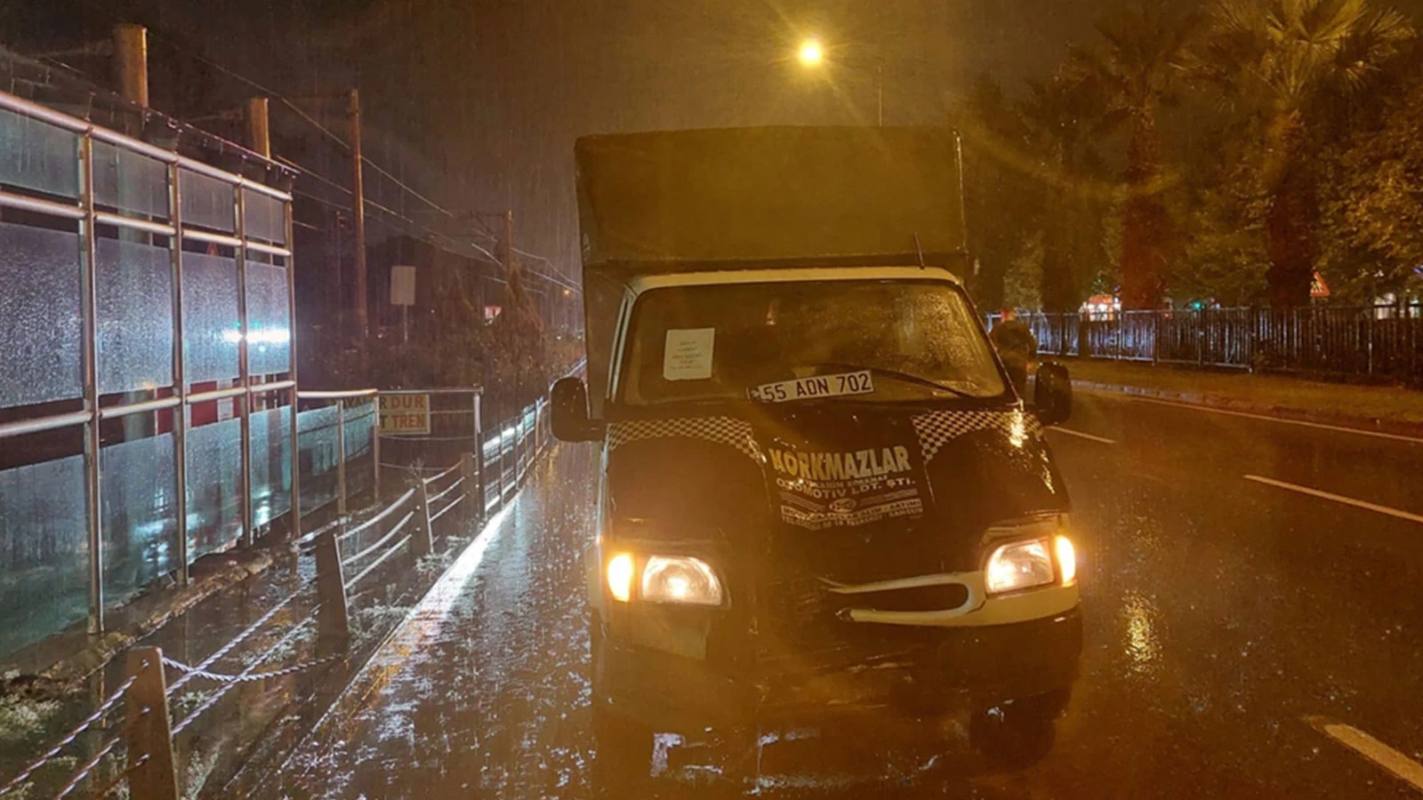 Samsun'da kamyonetin çarptığı 2 öğrenci hayatını kaybetti