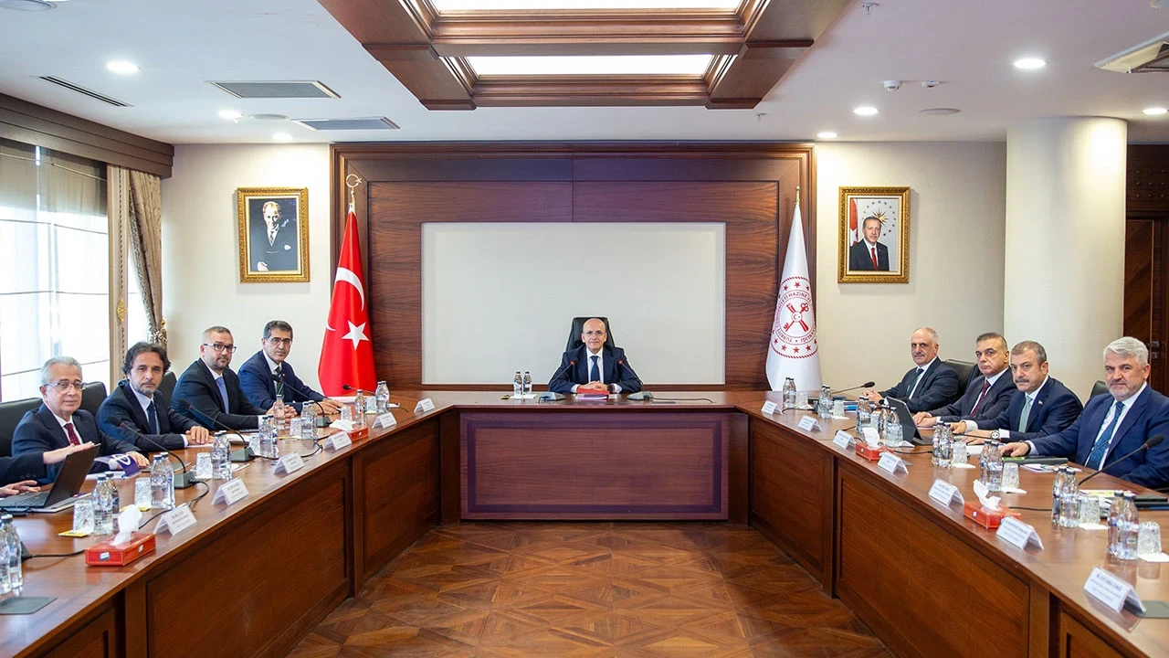 Finansal İstikrar Komitesi, Bakan Şimşek önderliğinde toplandı