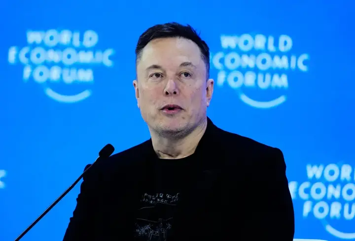 Elon Musk, Trilyonerler Kulübünün İlk Üyesi Olmaya Hazırlanıyor! 850 Milyar Doları Aştı...