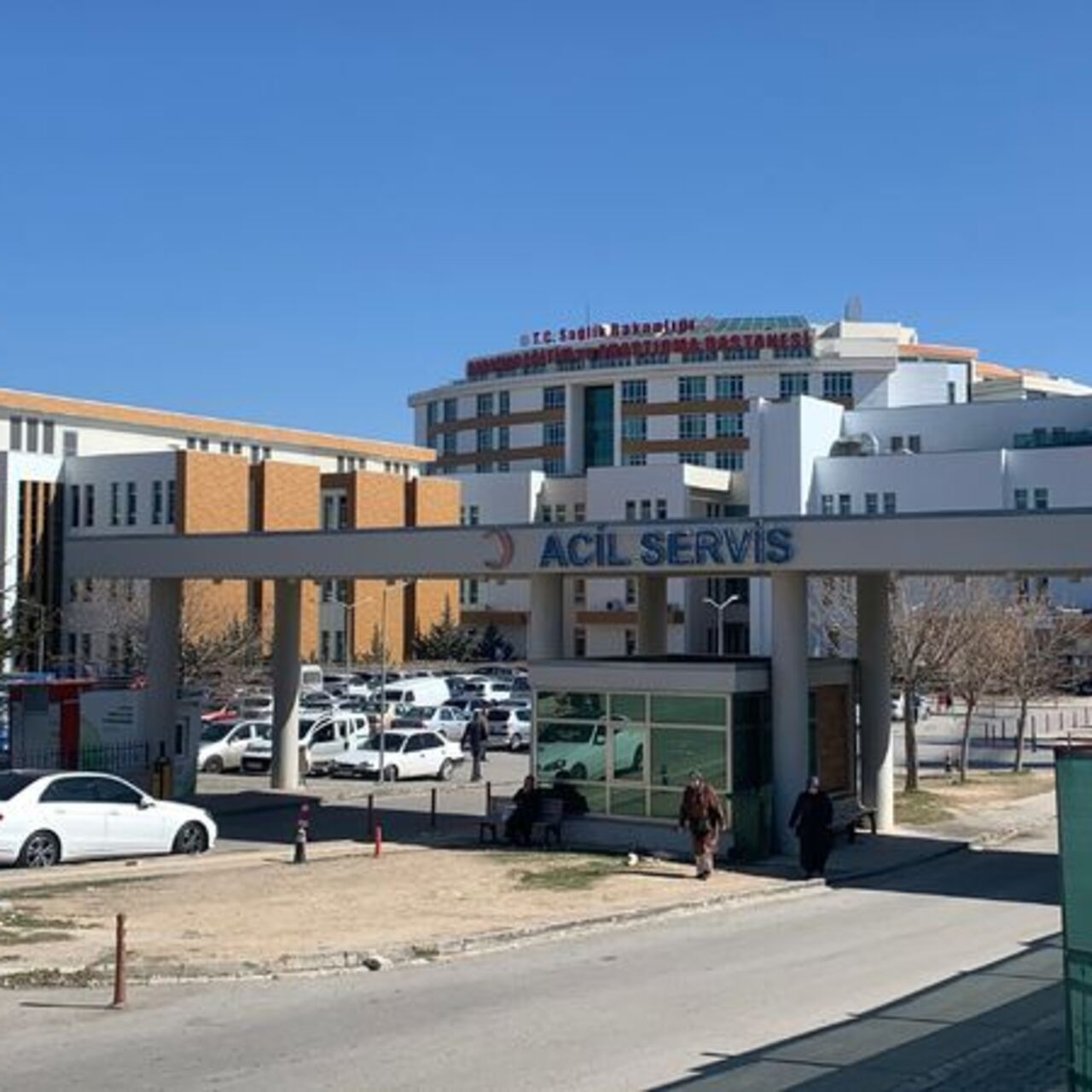 15 yaşındaki kız çocuğu hastanede düşük yaptı