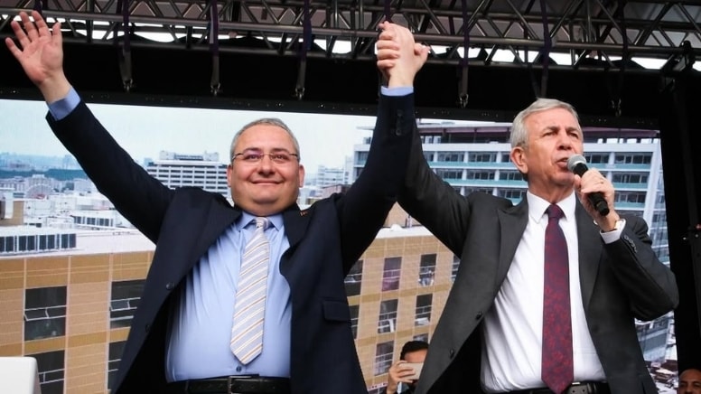 Mansur Yavaş'tan CHP'den istifa eden Mesut Özarslan'a sert tepki