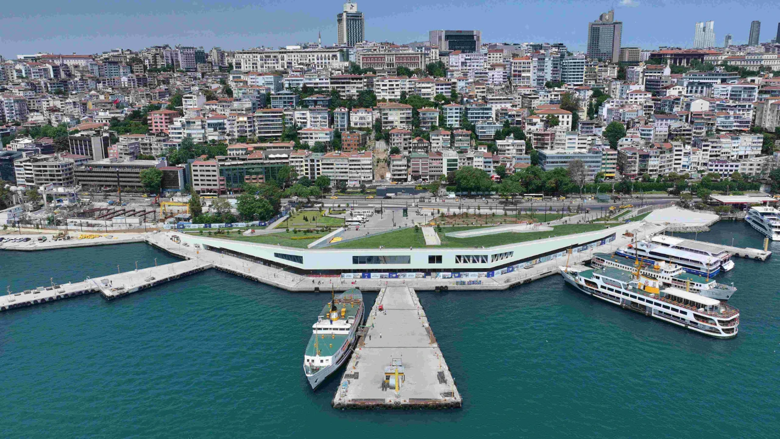 Kabataş Transfer Merkezi'nin tam kapasiteyle açılış tarihi belli oldu
