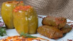 Dolma: Asırları, sınırları aşan, emek ve sevgi dolu yemek