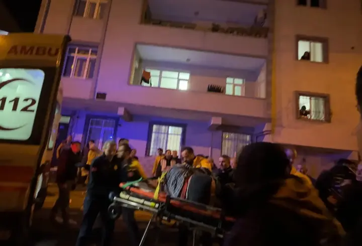 İstanbul-Avcılar'da 3'ncü kattaki balkondan düşerek yaralandı