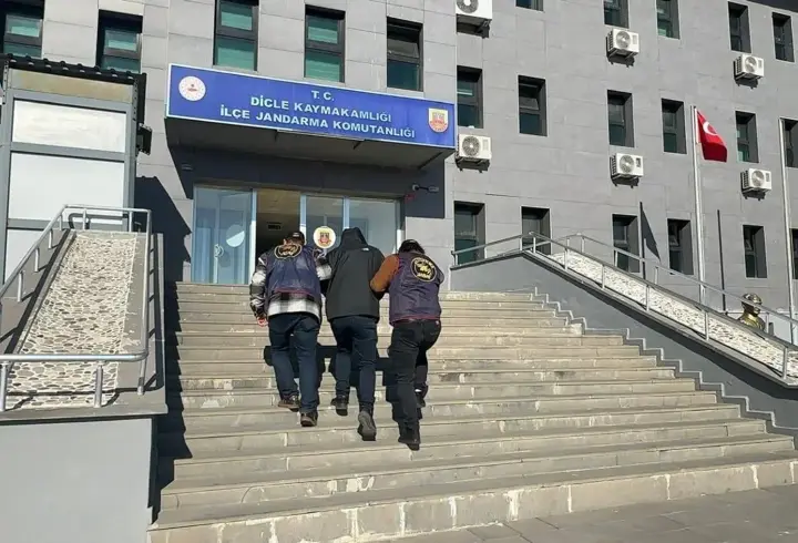 Diyarbakır’da 14 yıl 8 ay hapisle aranan firari hükümlü, yakalandı