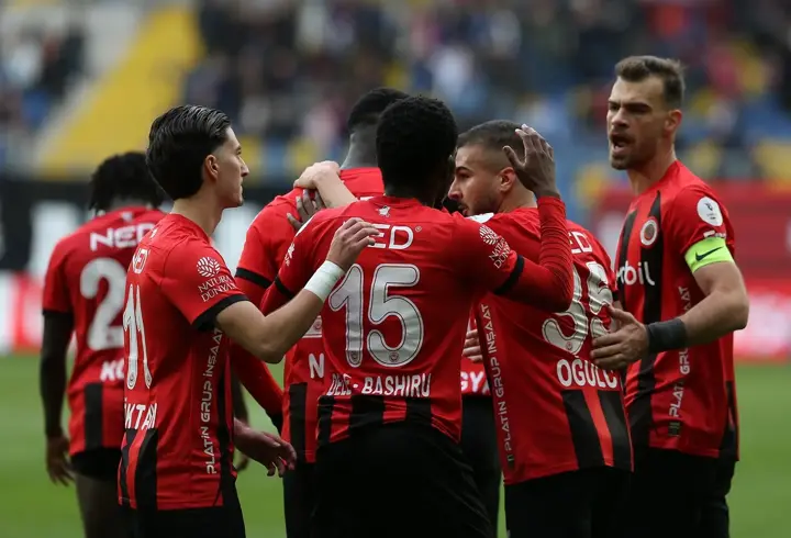 Gençlerbirliği, F. Karagümrük'ü 3-0 mağlup etti