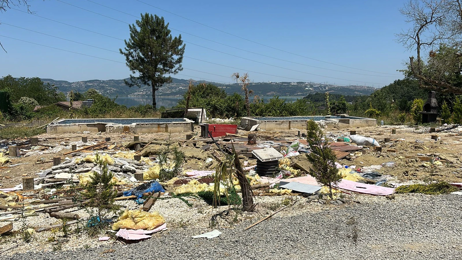 Gizli kamera skandalının yaşandığı bungalov kaldırıldı