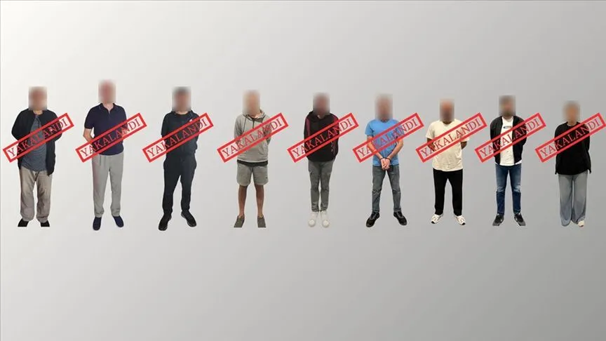 Kırmızı bültenle uluslararası seviyede aranan 9 suçlu Türkiye'ye getirildi