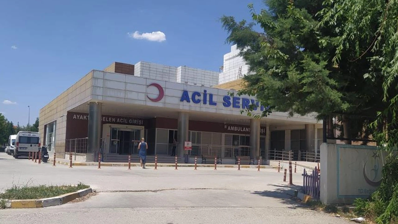 Okulun son günü öğretmenler yumruklu kavga etti
