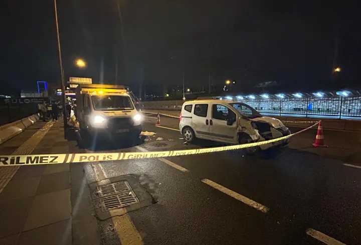 Ankara’da hafif ticari araç ile motosiklet çarpıştı; 1 yaralı