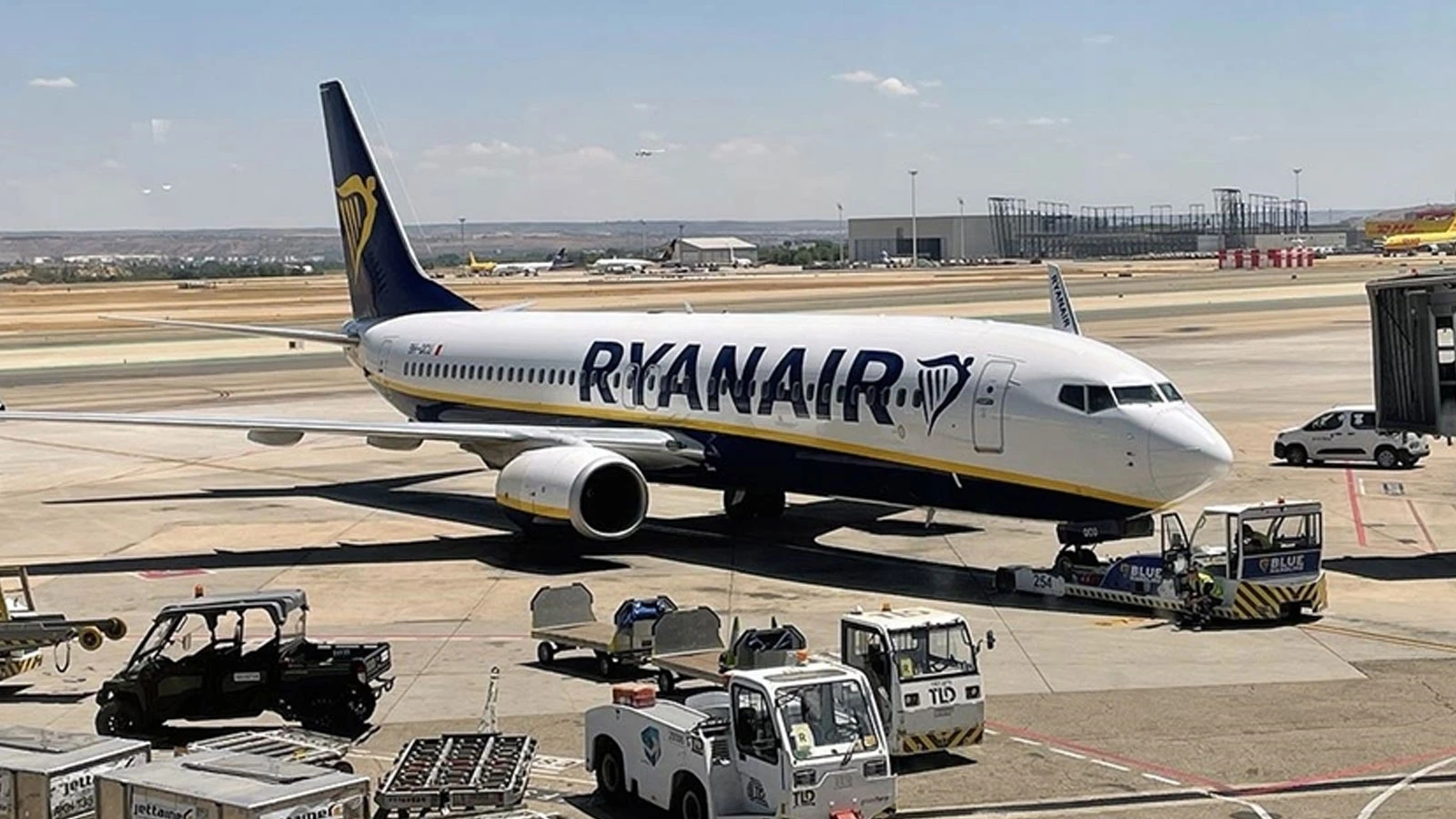 Ucuz hava yolu şirketi Ryanair'e dev para cezası!