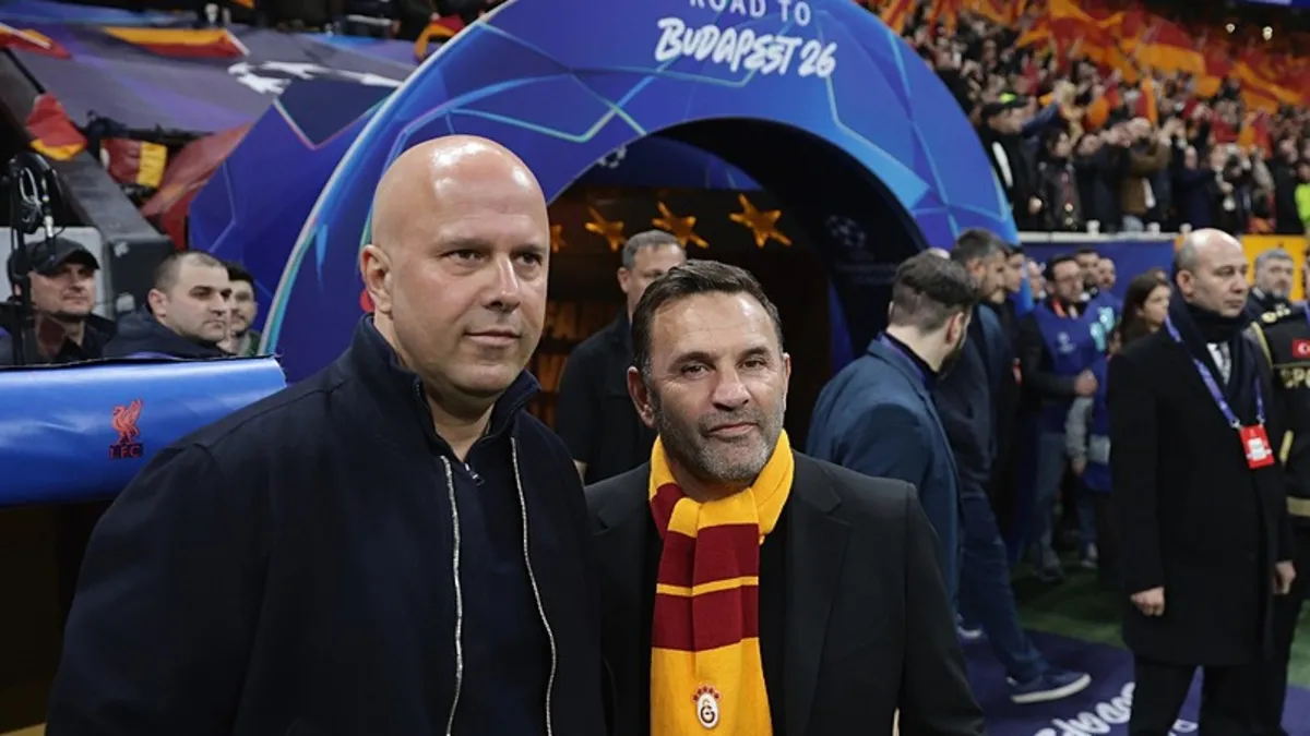 Okan Buruk'tan Liverpool maçı için sürpriz karar! Davinson'un yerine...
