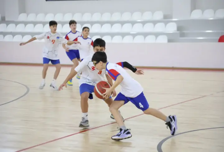 İnegöl 9’uncu Okullar Arası Spor Festivali başladı