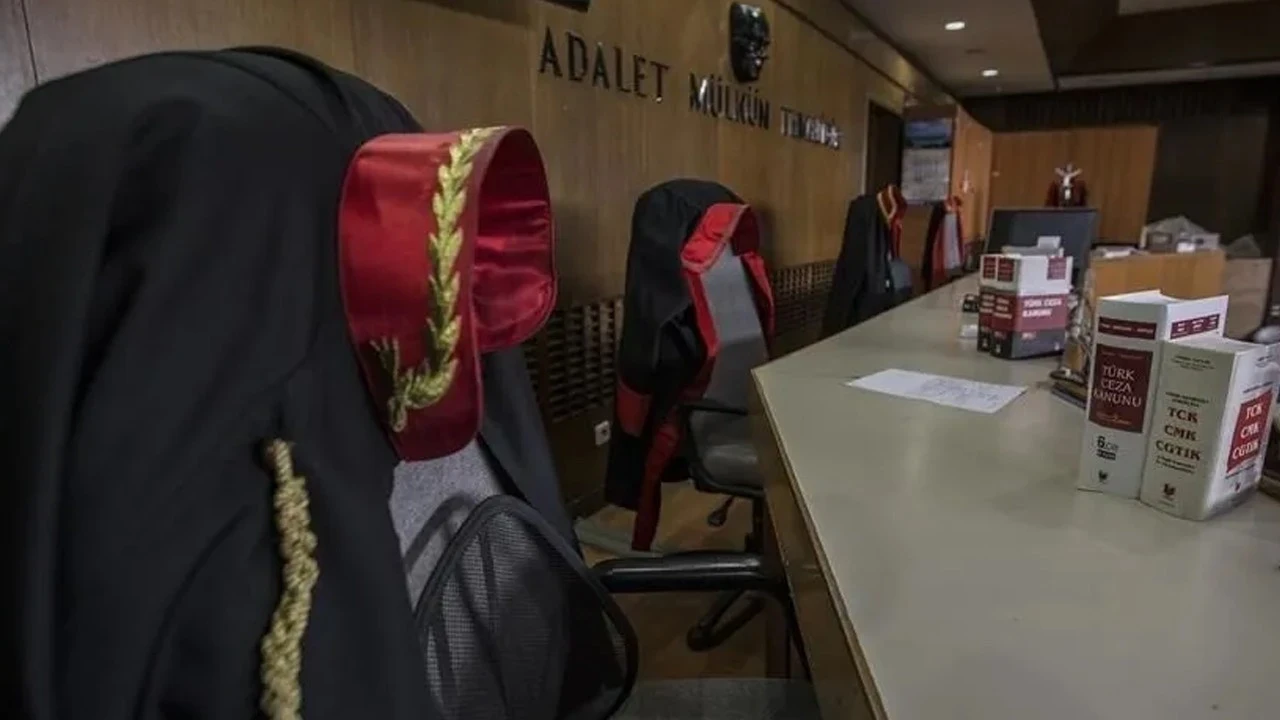 "Yenidoğan çetesi" davasında 2 sanık tahliye edildi