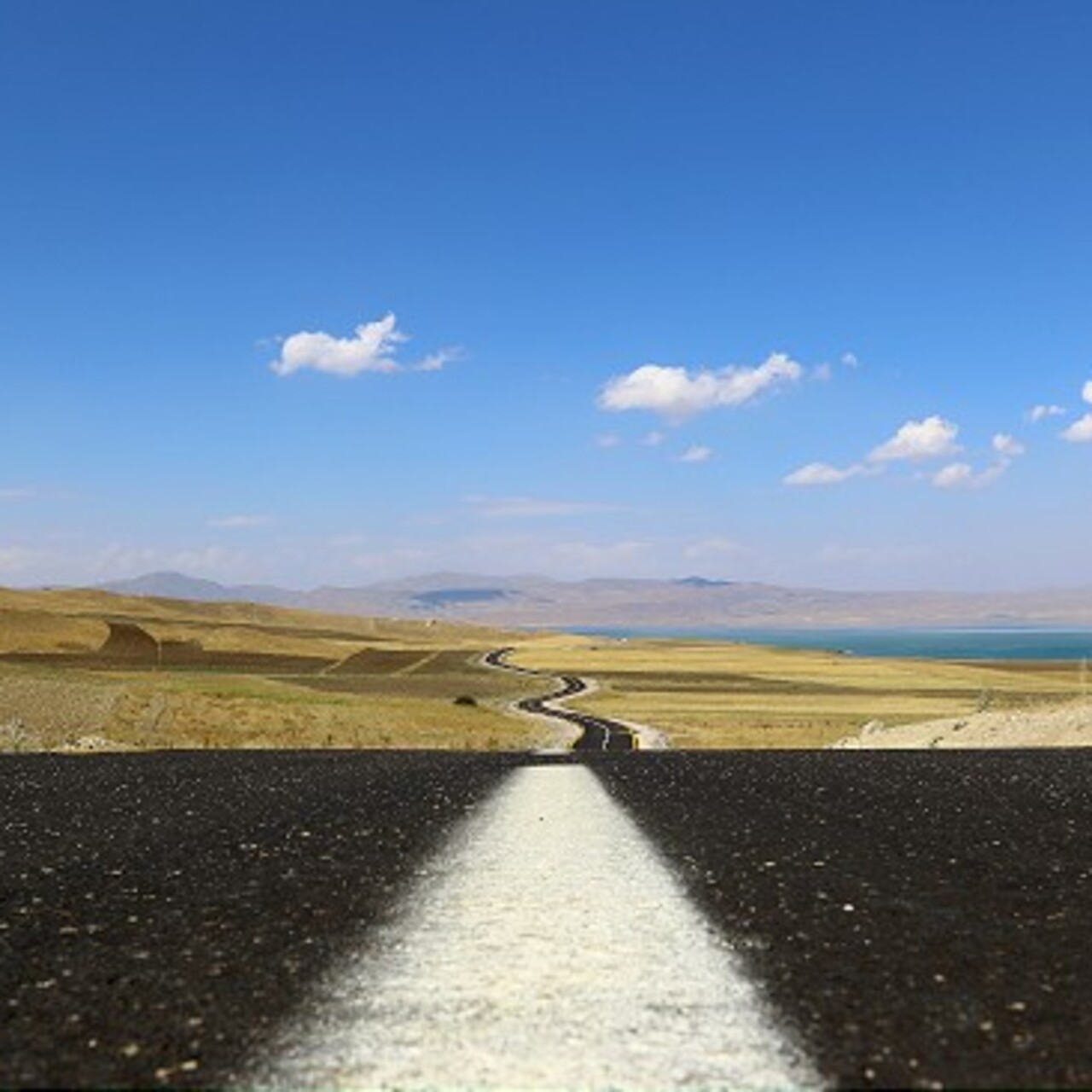 Tatvan - Kars kaç kilometre?