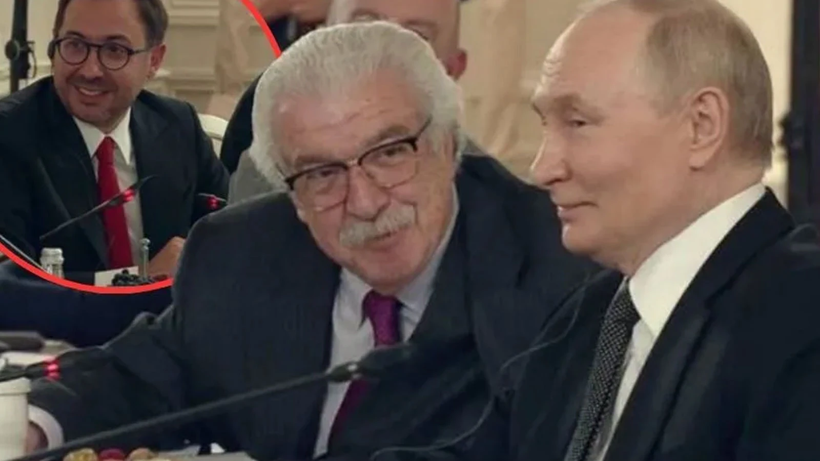 Putin, Türk gazeteciyle şakalaştı: "Ya eşiyle geldi ya da...."