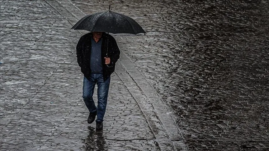 Meteorolojiden bazı iller için kuvvetli sağanak uyarısı