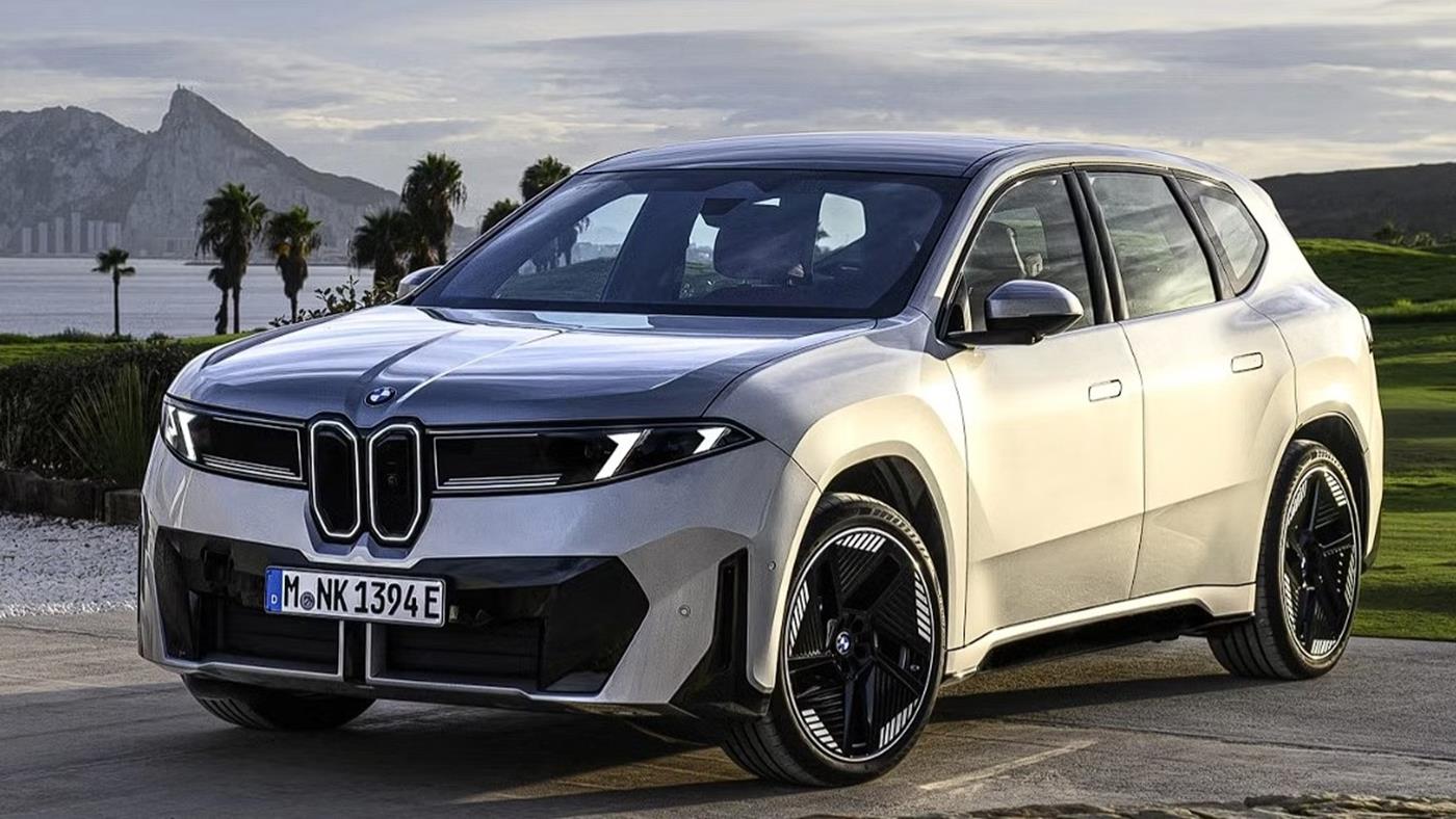 BMW, ısıtmalı koltuk aboneliklerinin hata olduğunu kabul etti