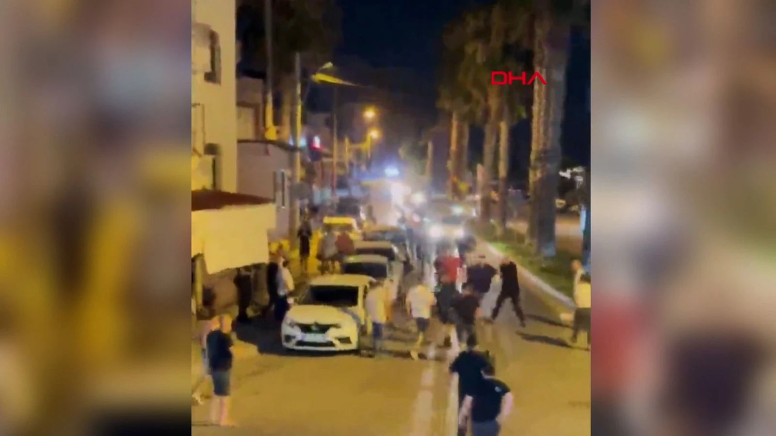 Restoranda silahlı ve bıçaklı ‘hesap’ kavgası: 1'i ağır, 7 yaralı