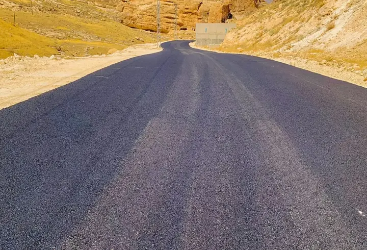 Hasankeyf'te Şaab Vadisi yolunda asfalt çalışmaları tamamlandı