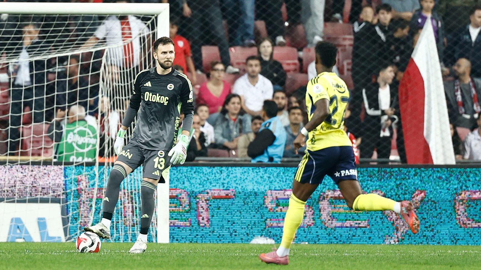 Ederson'un tedavisi sürüyor, Tarık Çetin bir kez daha göreve