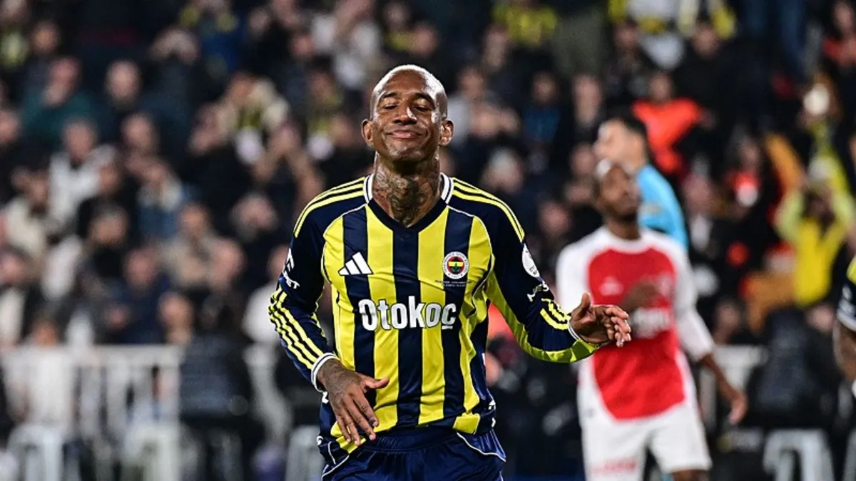 FENERBAHÇE HABERİ: Talisca'ya Kadıköy'de tepki! Penaltıyı kullanmadan önce...