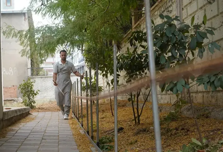 Şal-şepik kumaşını hazırlamak için 12 bin adım atıyorlar