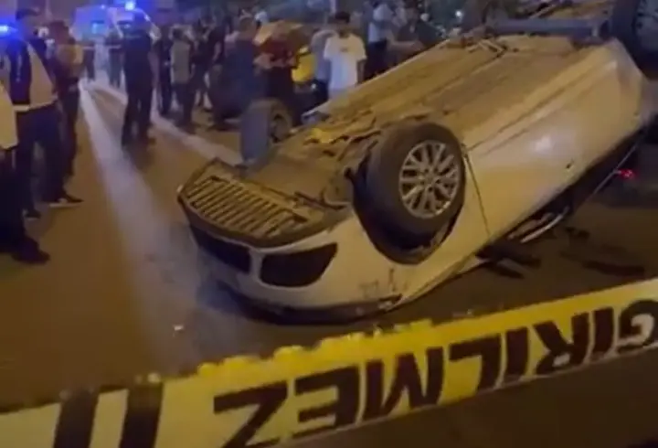 Siirt'te çarpışan otomobillerden biri takla attı: 2 yaralı