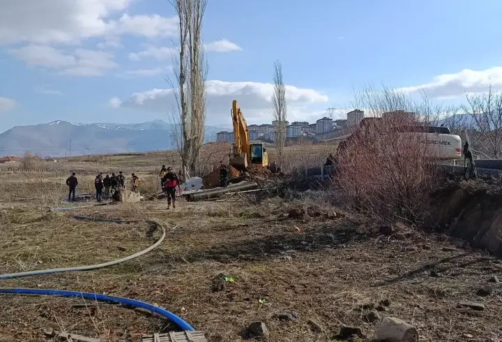 Malatya'da altyapı çalışmaları sırasında göçük; 2 yaralı
