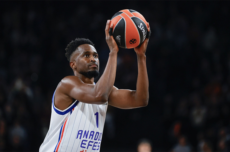 Rodrigue Beaubois'dan Anadolu Efes'e kötü haber