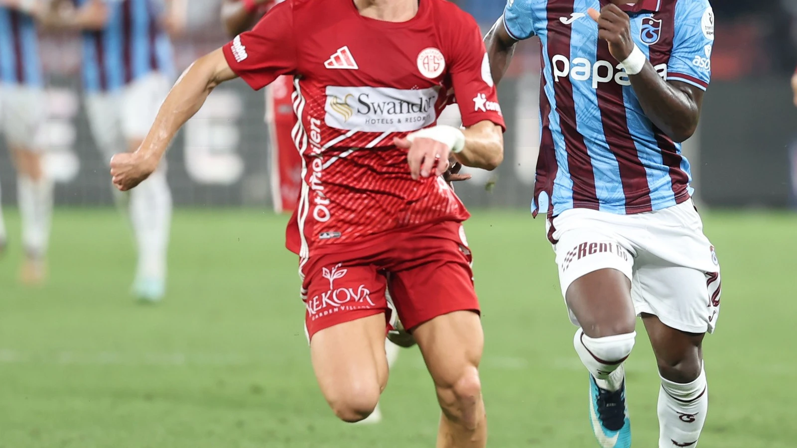 Trabzonspor, Antalyaspor'a konuk oluyor