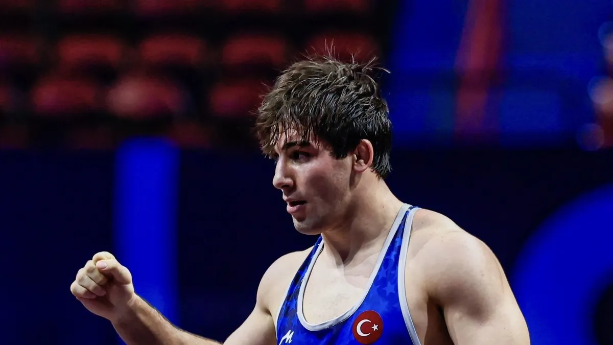 Ahmet Yağan U23 Dünya Güreş Şampiyonası'nda İkinci Oldu!