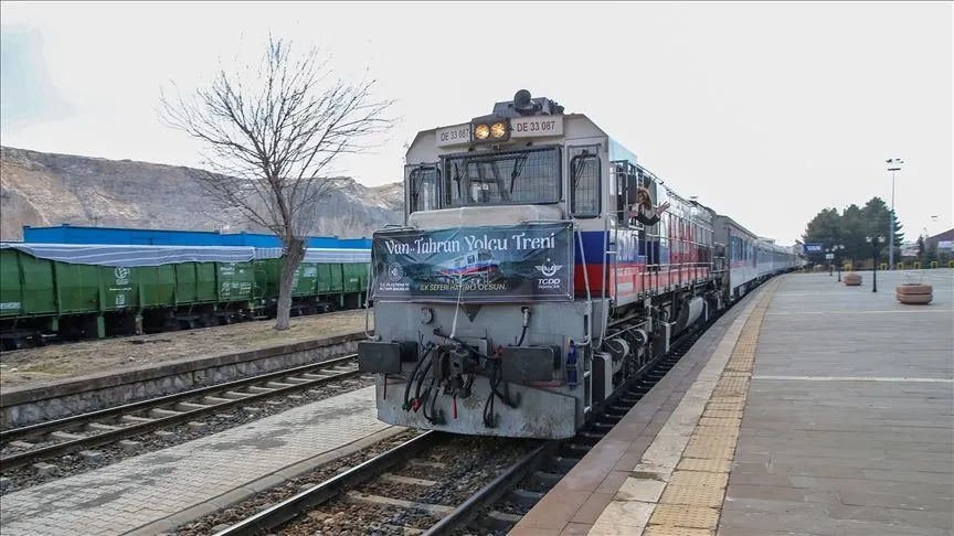 İsrail-İran gerginliğine rağmen Van-Tahran tren seferleri aksamadı