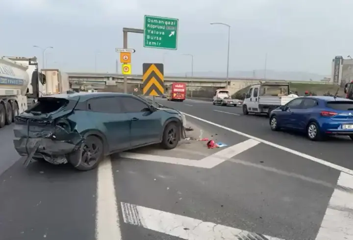 Osmangazi Köprüsü yolunda 2 cip çarpıştı: 1 yaralı