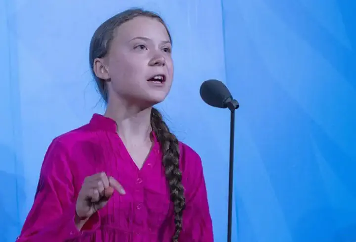 İsrail, Greta Thunberg'i Yunanistan'a sınır dışı edecek