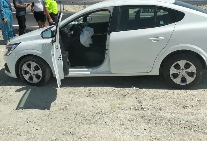 Nevşehir’de otomobil bariyerlere çarptı: 3 yaralı