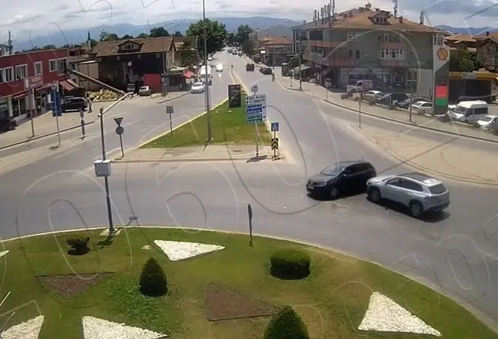 Sakarya'da Trafik Kazaları: KGYS Kameralarına Yansıyan Görüntüler
