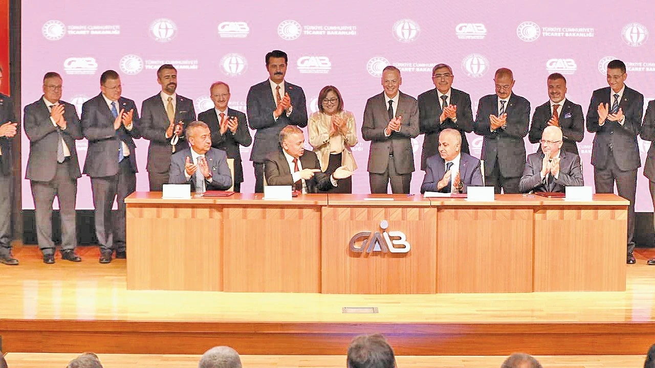 "İhracatın Finansmanı Buluşmaları"nın yedincisi Gaziantep'te gerçekleşti