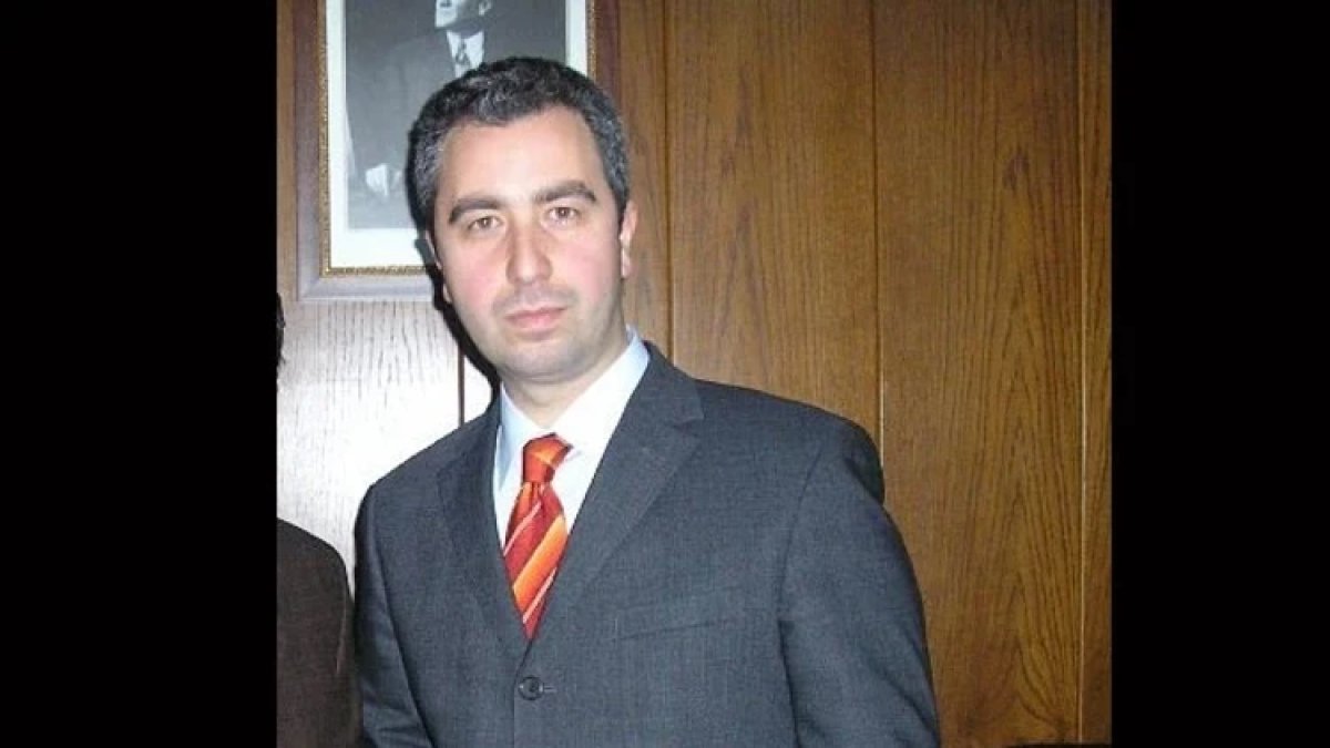 Soyadı Benzerliği Kafa Karıştırdı: Bekir Bayrakdar İle Selçuk Bayraktar Akraba Mı, Aralarında Bağ Var Mı?
