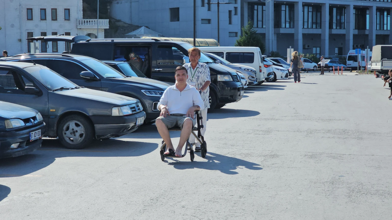 Karın ağrısı şikayetiyle gitmişti, ağrı kesici iğne sonrası kabusu yaşadı